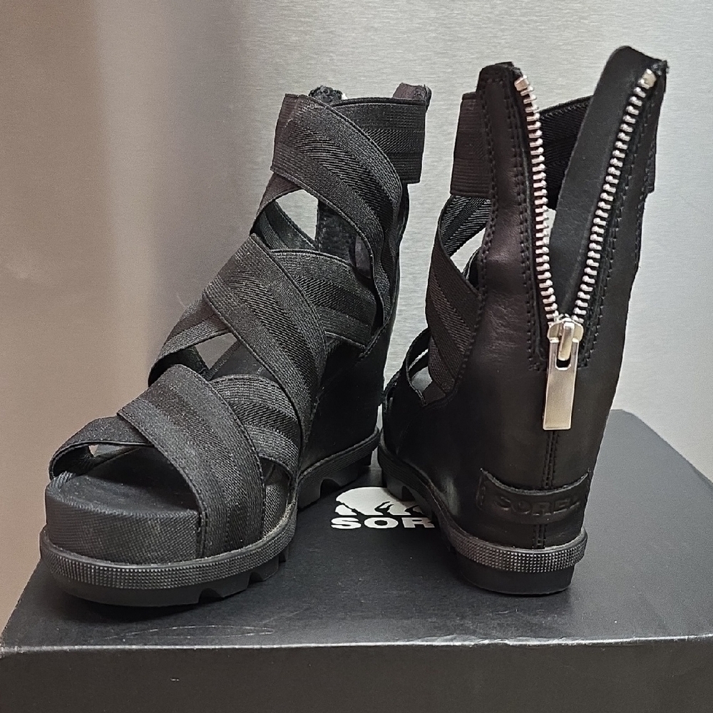 Sorel Women's Black Joanie ll Sandals